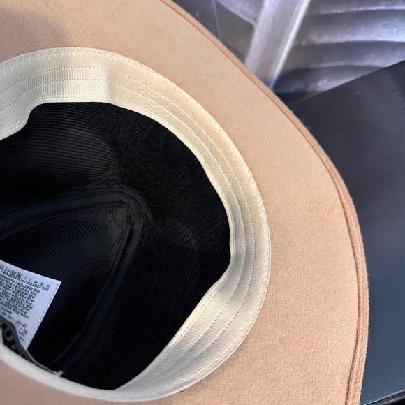 Guess Felt Hat Women’s Camel Tan Wide Brim Fedora Panama Braided Band - Picture 15 of 15